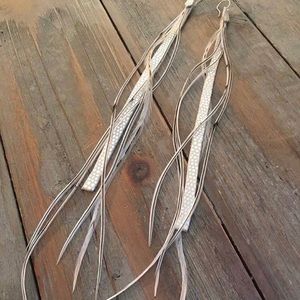 Feather & sparkly leather earrings